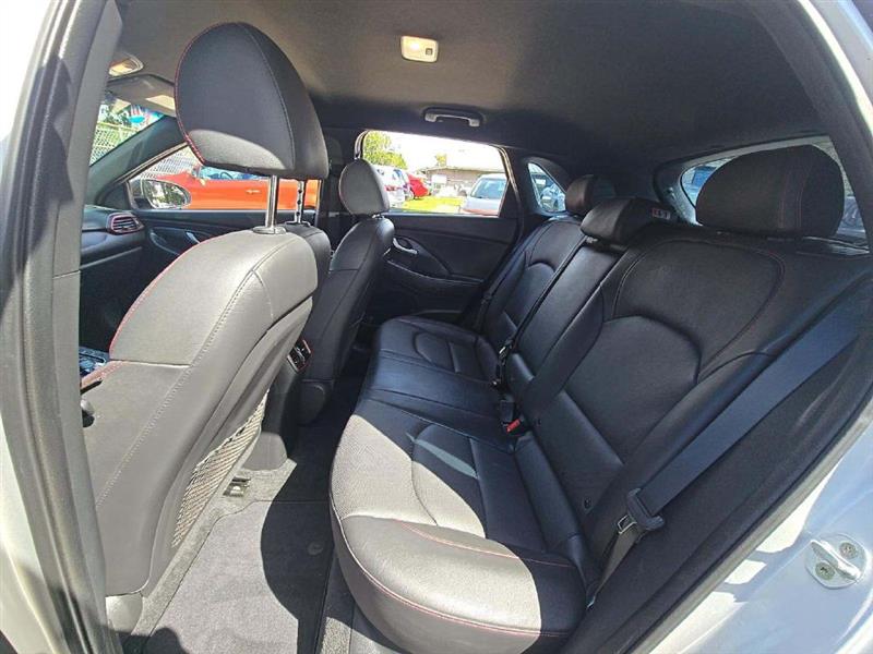 Hyundai Elantra GT Sport 1.6L 6M 2018 Hyundai Elantra GT Sport 1.6L 6M 2018