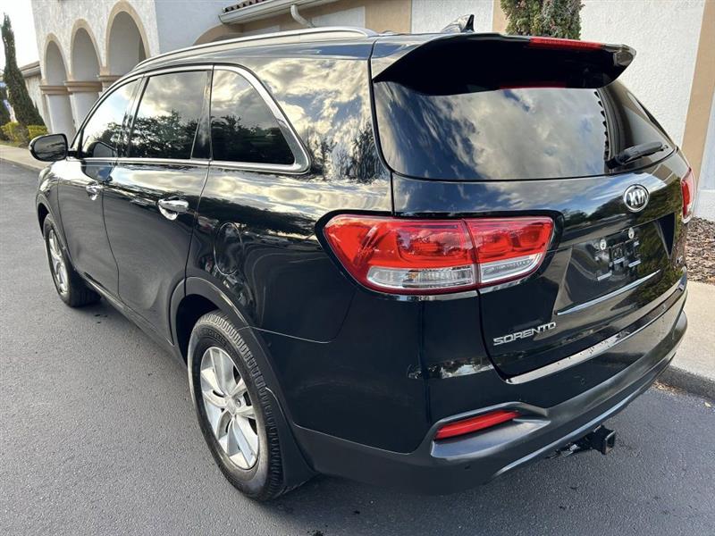 Kia Sorento LX 2WD 2017