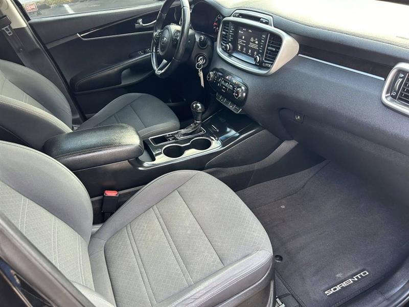 Kia Sorento LX 2WD 2017