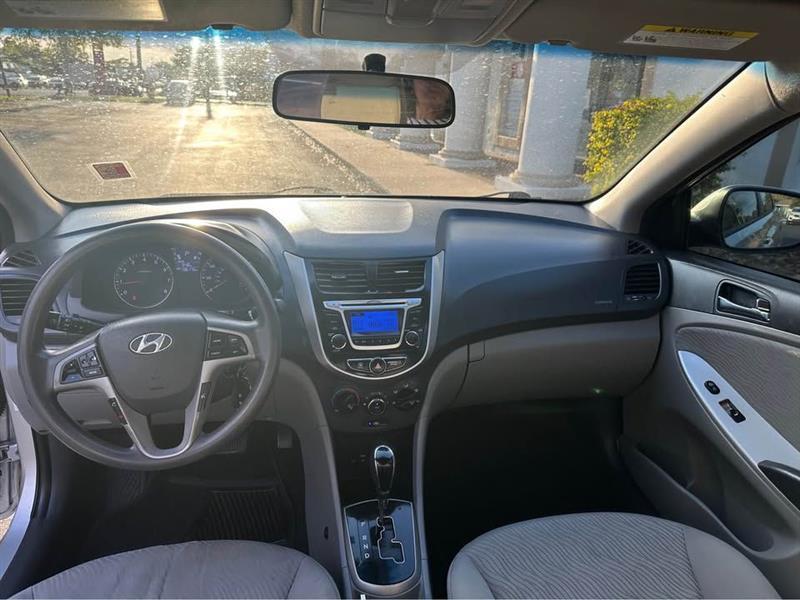 Hyundai Accent GLS 4-Door 2014