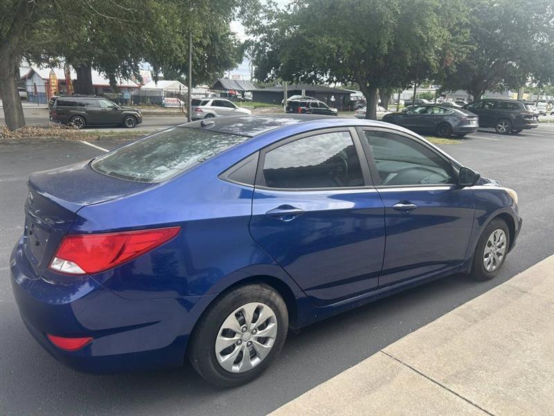 Hyundai Accent SE 4-Door 6A 2016