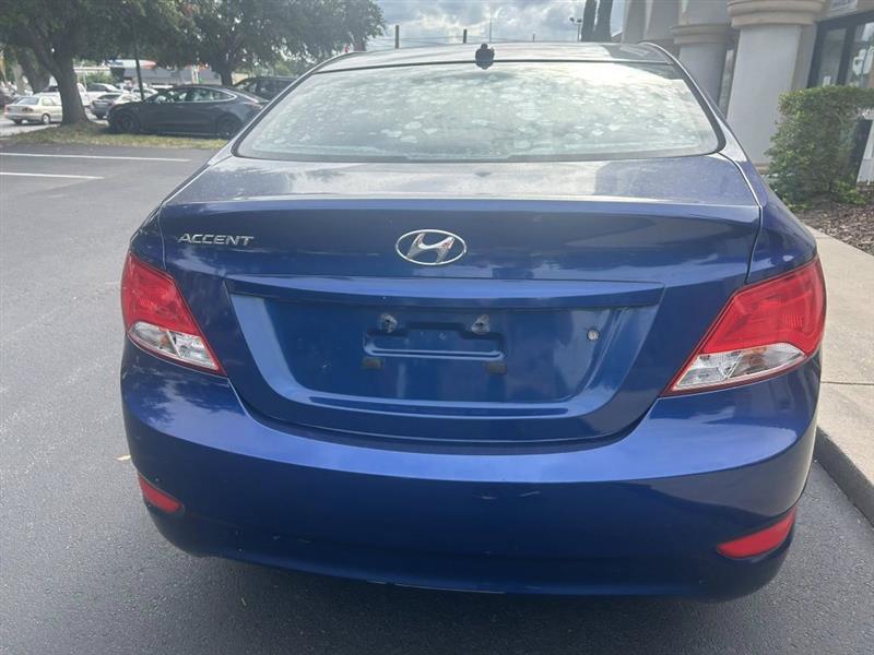 Hyundai Accent SE 4-Door 6A 2016