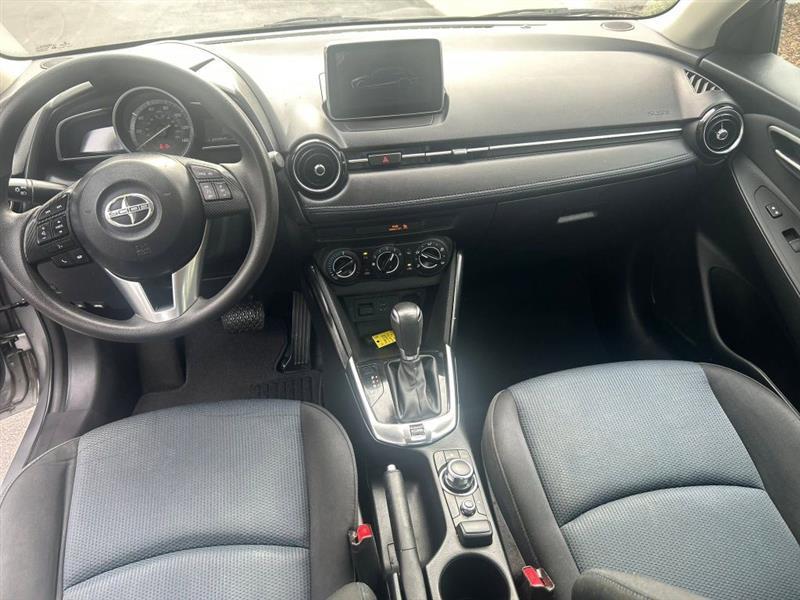 Scion iA 6A 2016