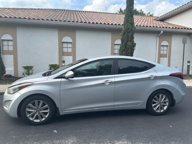 Hyundai Elantra GLS M/T 2014