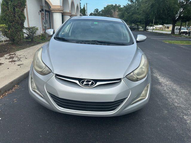 Hyundai Elantra GLS M/T 2014