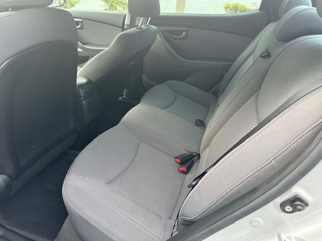 Hyundai Elantra GLS M/T 2014