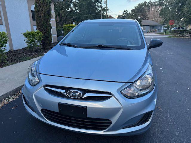 Hyundai Accent GS 5-Door 2013