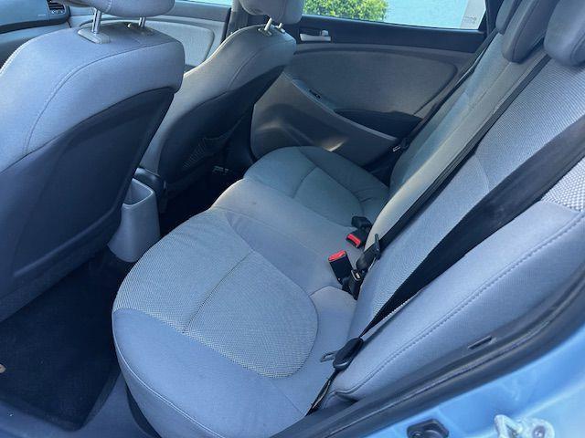 Hyundai Accent GS 5-Door 2013