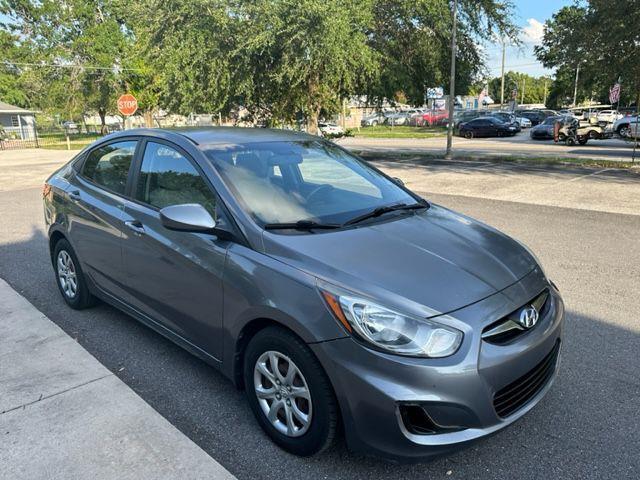 Hyundai Accent GLS 4-Door 2014