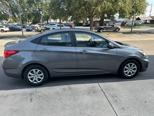 Hyundai Accent GLS 4-Door 2014