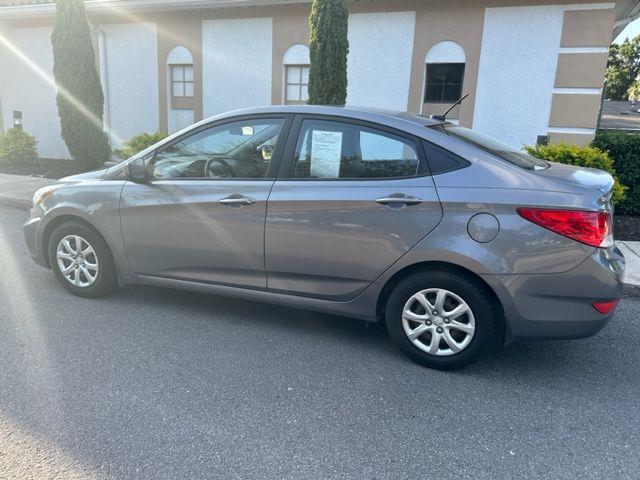 Hyundai Accent GLS 4-Door 2014