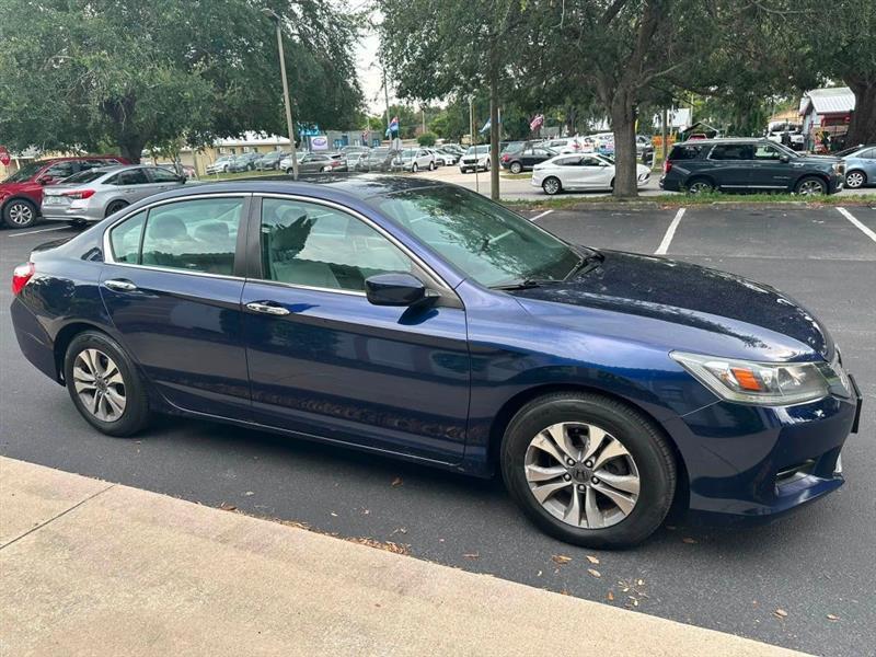 Honda Accord LX sedan 2014
