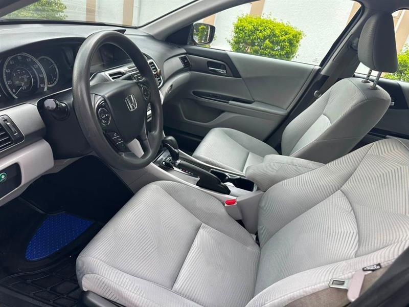 Honda Accord LX sedan 2014