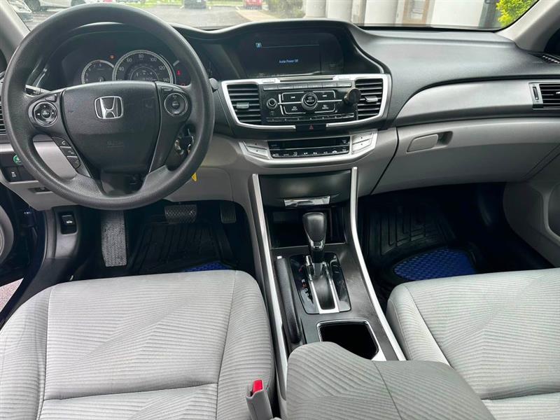 Honda Accord LX sedan 2014