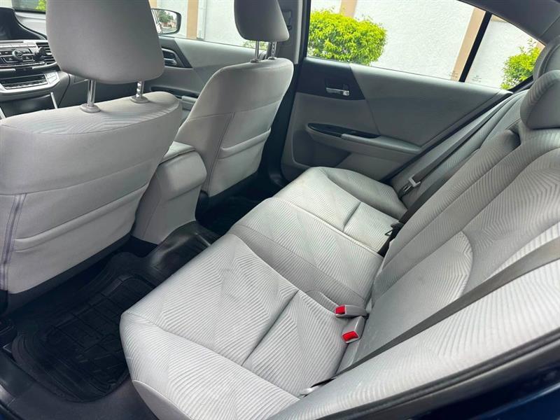 Honda Accord LX sedan 2014