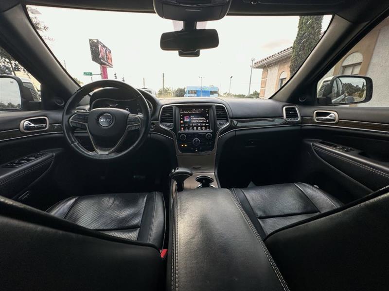 Jeep Grand Cherokee Overland 2WD 2015