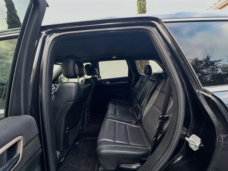 Jeep Grand Cherokee Overland 2WD 2015