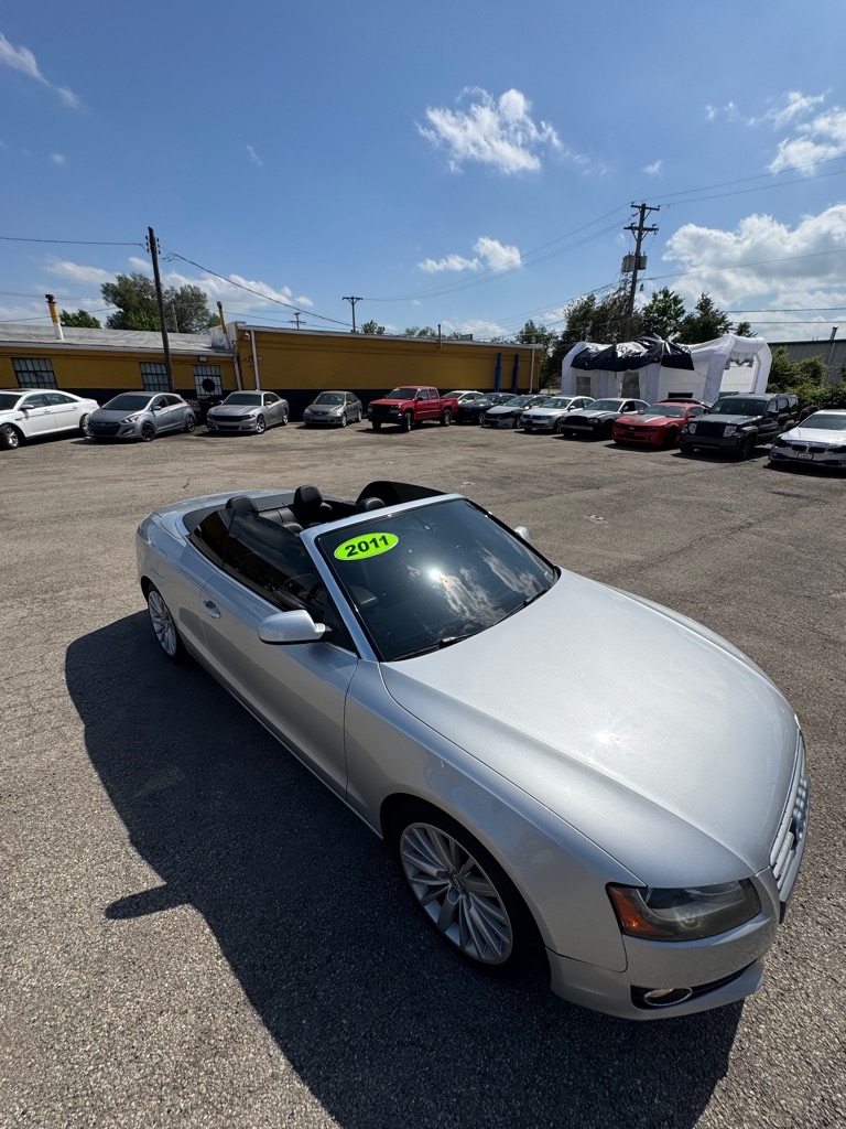 Audi A5 Cabriolet 2.0T quattro Tiptronic 2011