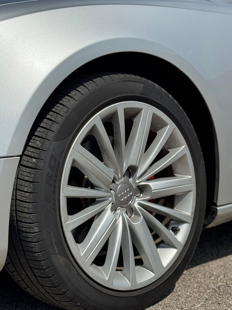 Audi A5 Cabriolet 2.0T quattro Tiptronic 2011