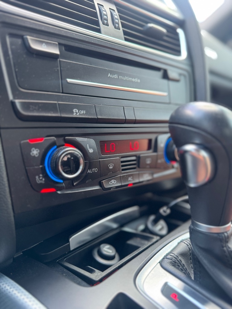 Audi A5 Cabriolet 2.0T quattro Tiptronic 2011