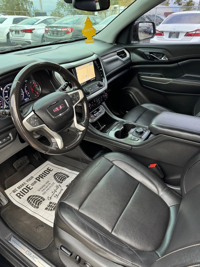 GMC Acadia SLT-1 AWD 2020 GMC Acadia SLT-1 AWD 2020