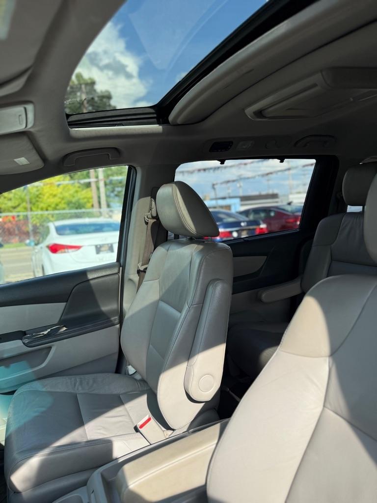 Honda Odyssey Touring 2011