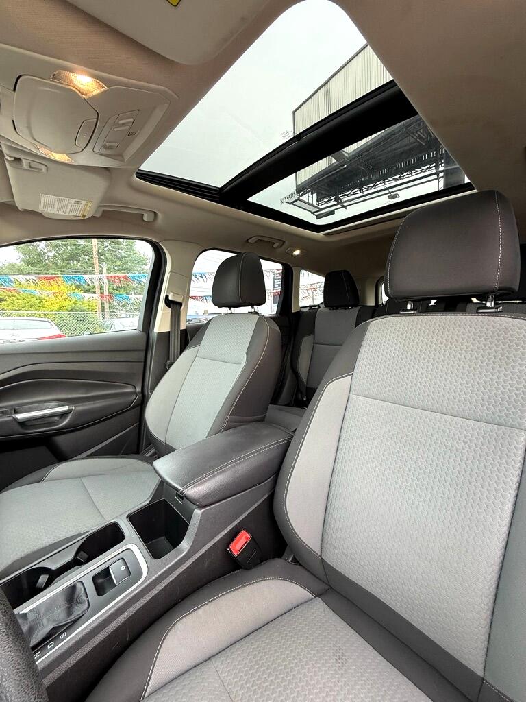 Ford Escape SE 4WD 2017 Ford Escape SE 4WD 2017