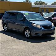 2014 Toyota Sienna 