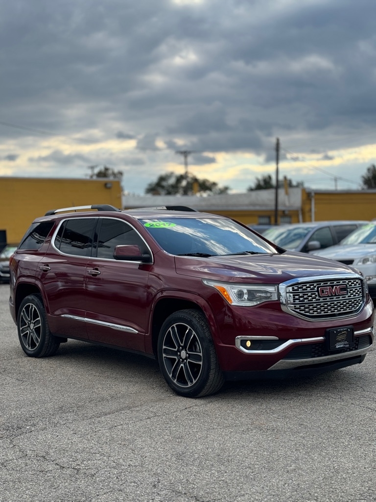 2017 GMC Acadia Denali