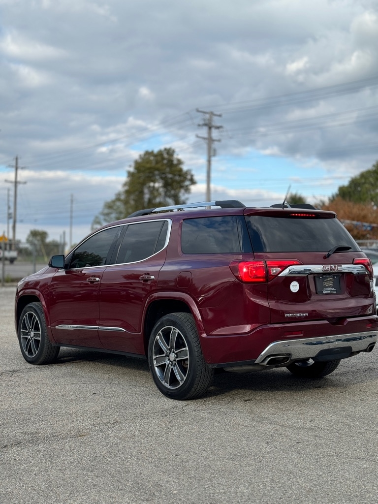 GMC Acadia Denali 2017