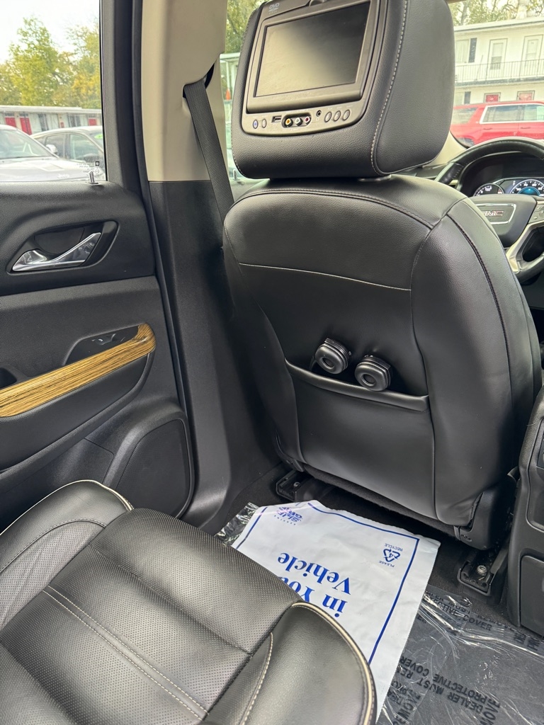 GMC Acadia Denali 2017