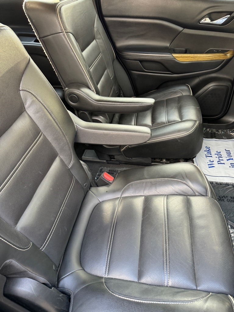 GMC Acadia Denali 2017