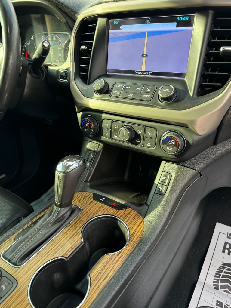 GMC Acadia Denali 2017