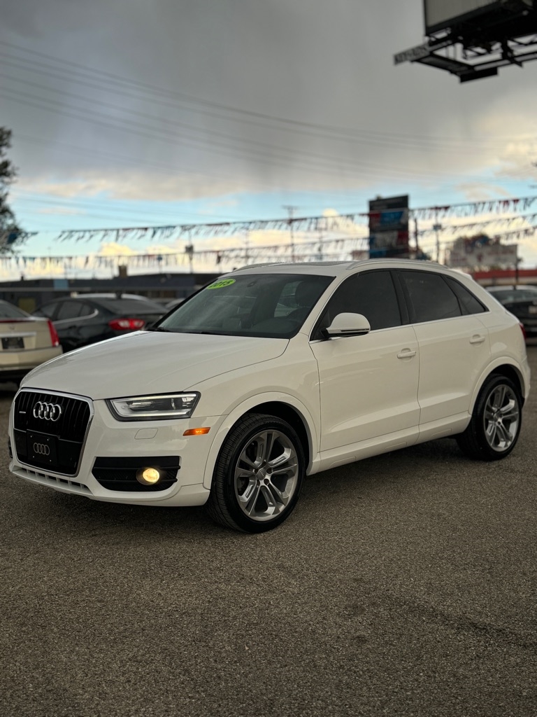 Audi Q3 2.0T quattro Premium Plus 2015 Audi Q3 2.0T quattro Premium Plus 2015