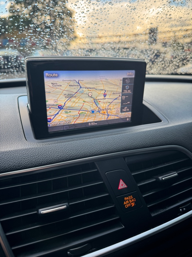 Audi Q3 2.0T quattro Premium Plus 2015 Audi Q3 2.0T quattro Premium Plus 2015