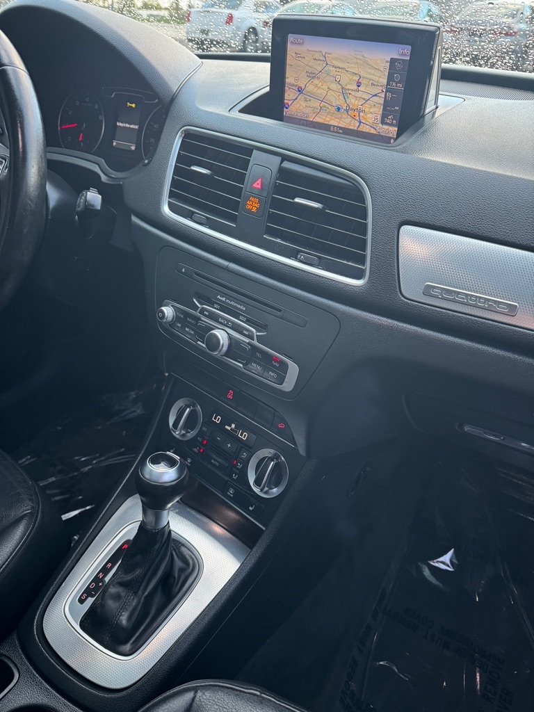 Audi Q3 2.0T quattro Premium Plus 2015 Audi Q3 2.0T quattro Premium Plus 2015