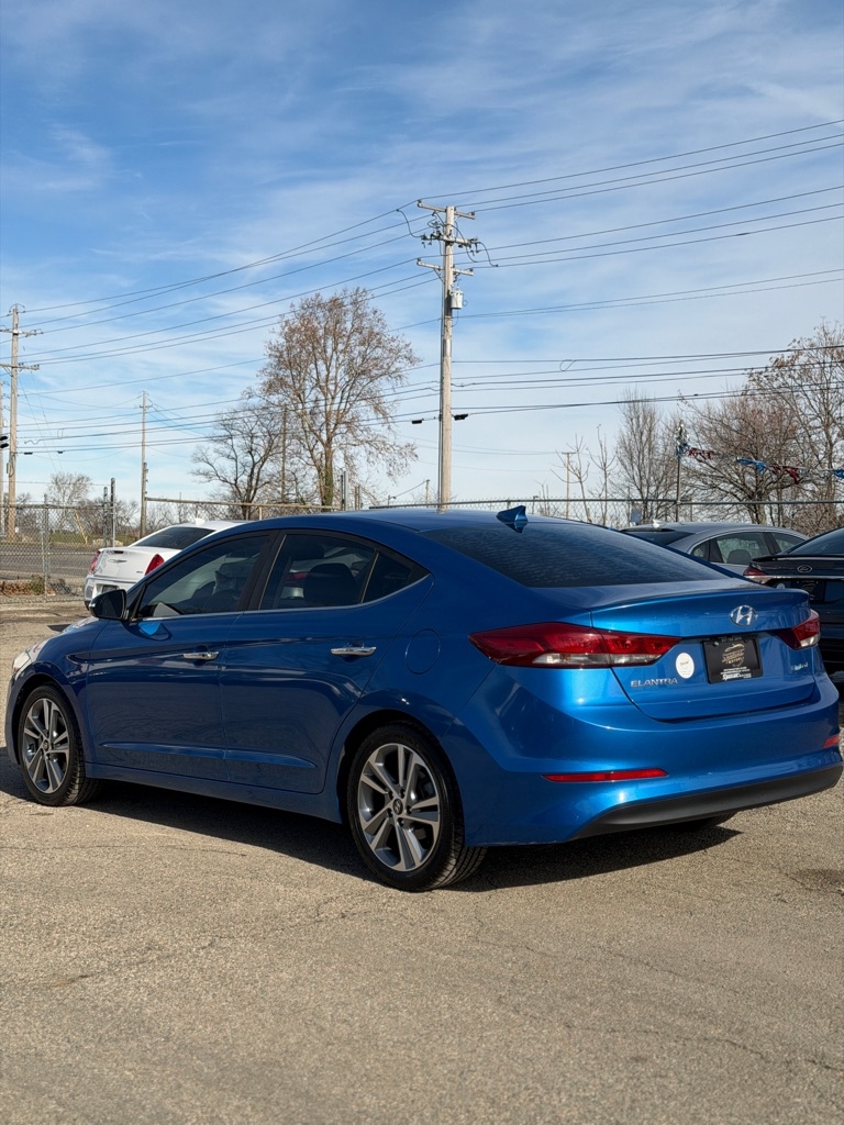 Hyundai Elantra Value Edition 6A 2017