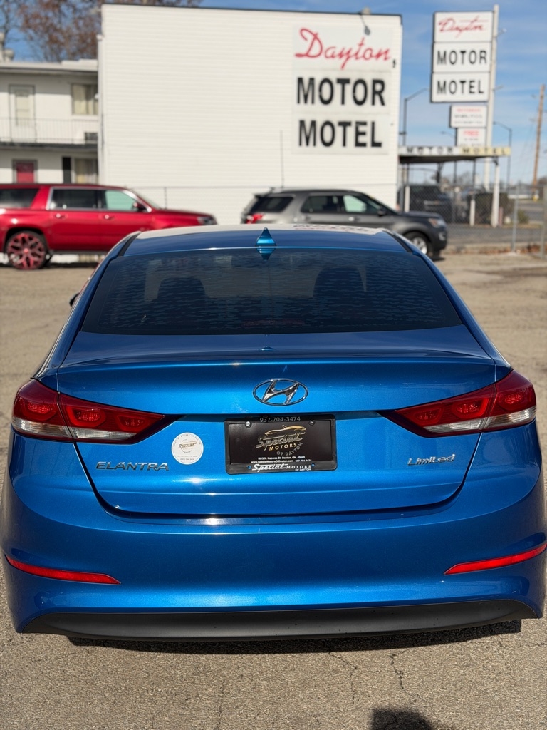 Hyundai Elantra Value Edition 6A 2017