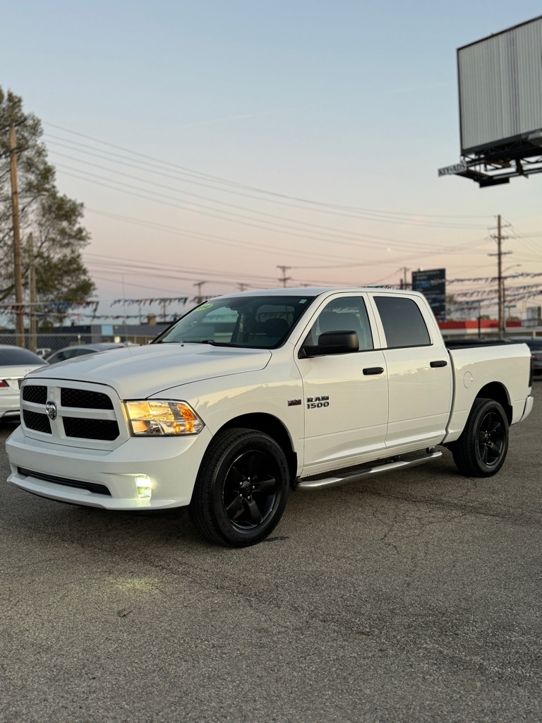 RAM 1500 Tradesman Crew Cab SWB 4WD 2014