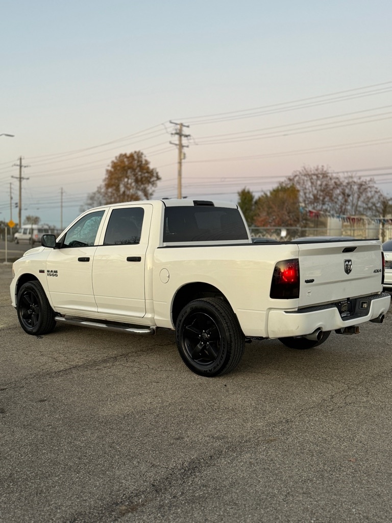 RAM 1500 Tradesman Crew Cab SWB 4WD 2014