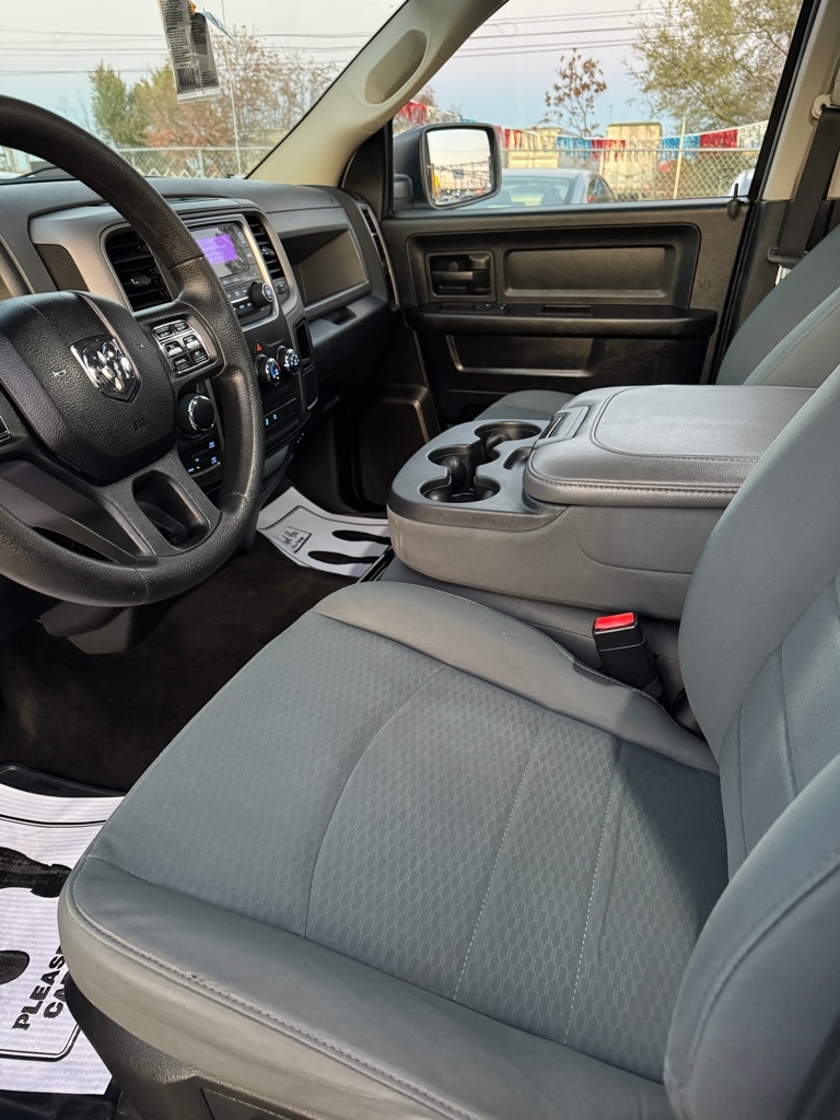 RAM 1500 Tradesman Crew Cab SWB 4WD 2014