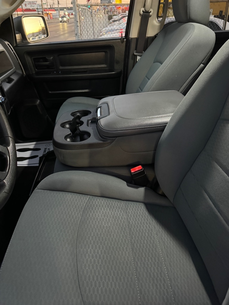 RAM 1500 Tradesman Crew Cab SWB 4WD 2014