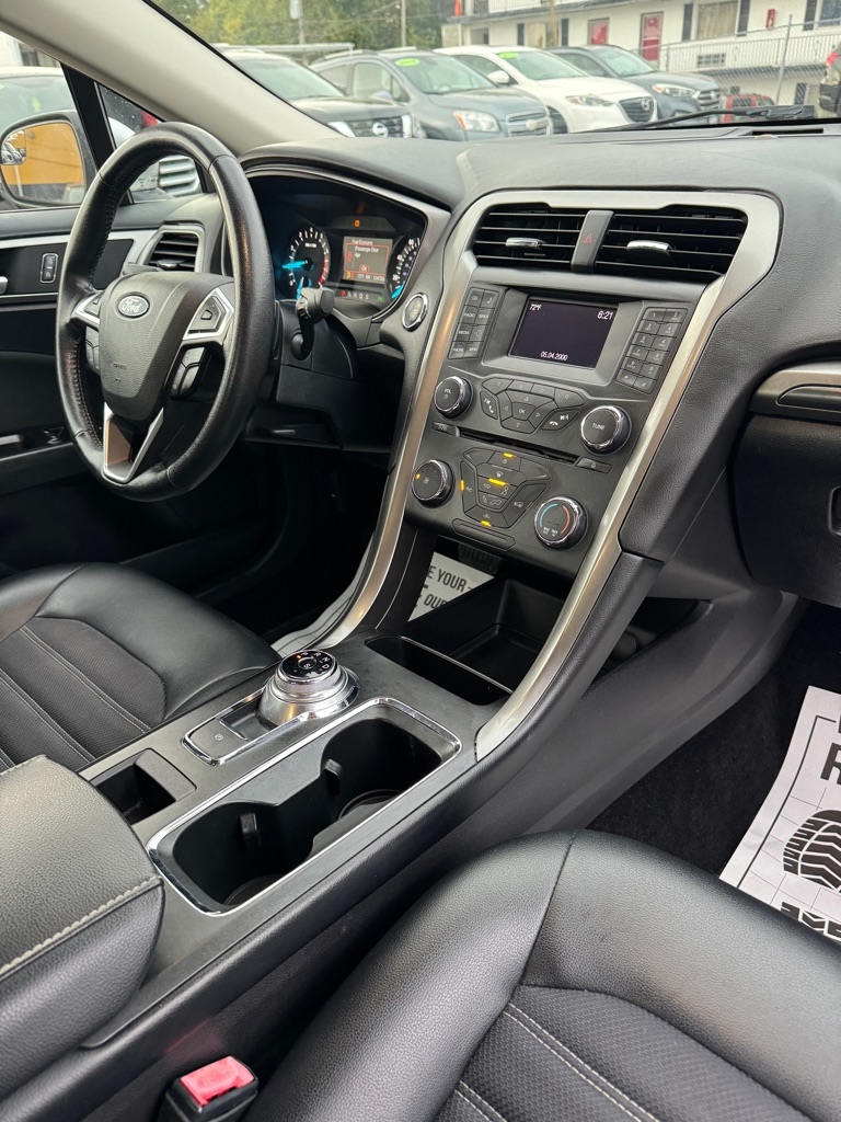Ford Fusion SE AWD 2017 Ford Fusion SE AWD 2017