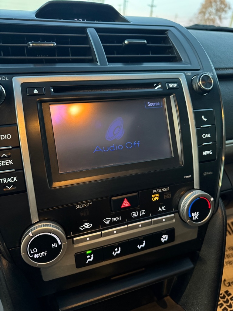 Toyota Camry SE 2012