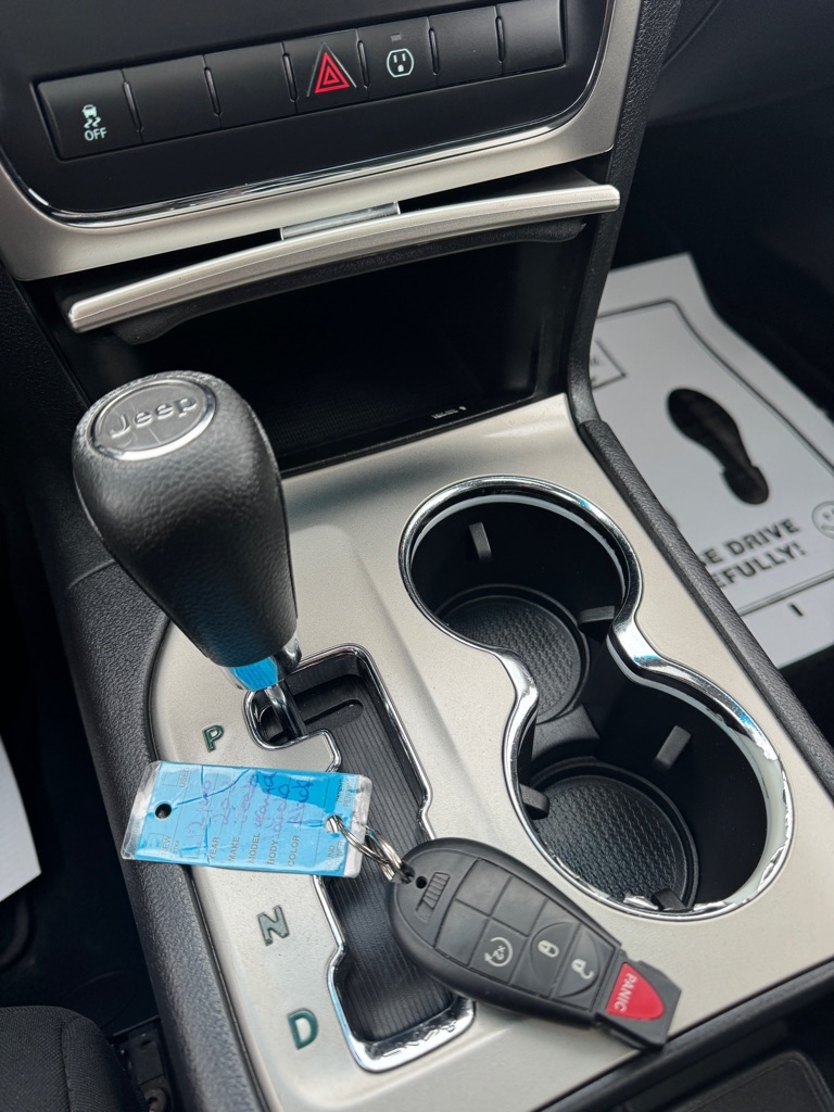 Jeep Grand Cherokee Laredo 4WD 2013