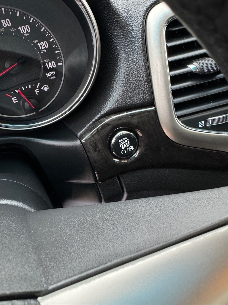 Jeep Grand Cherokee Laredo 4WD 2013