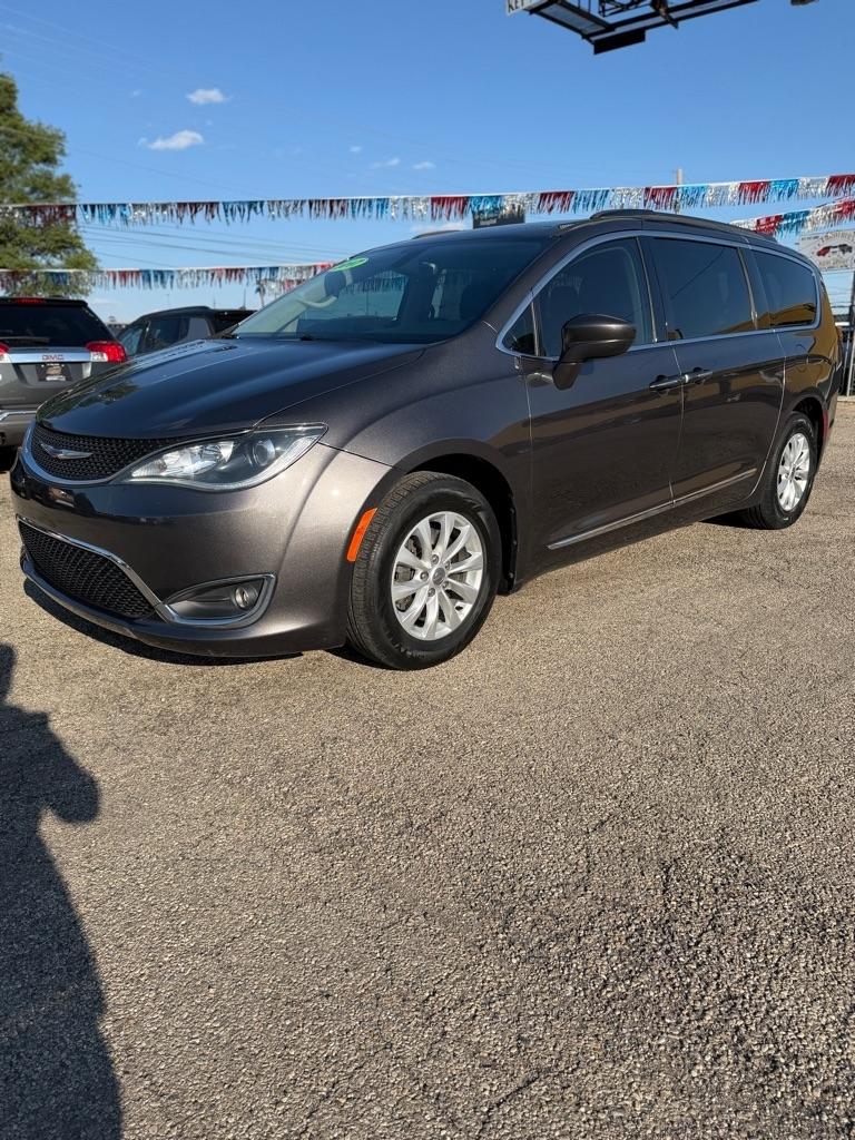 Chrysler Pacifica Touring-L 2017