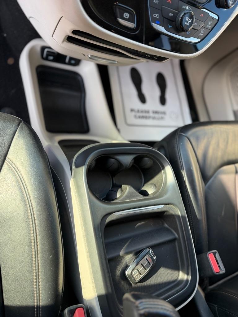 Chrysler Pacifica Touring-L 2017
