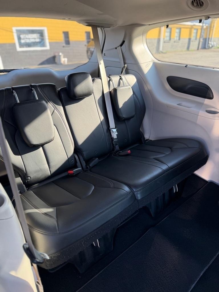 Chrysler Pacifica Touring-L 2017
