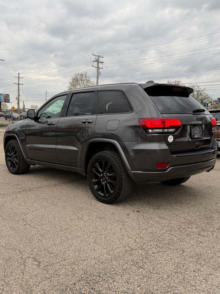 Jeep Grand Cherokee Laredo 4WD 2017